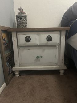 End table Nightstand