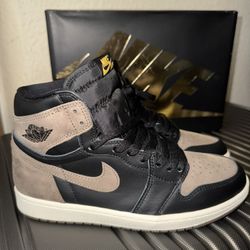 Jordan Palomino Authentic Size 8.5 (120 OBO) USED