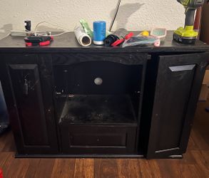 Tv stand