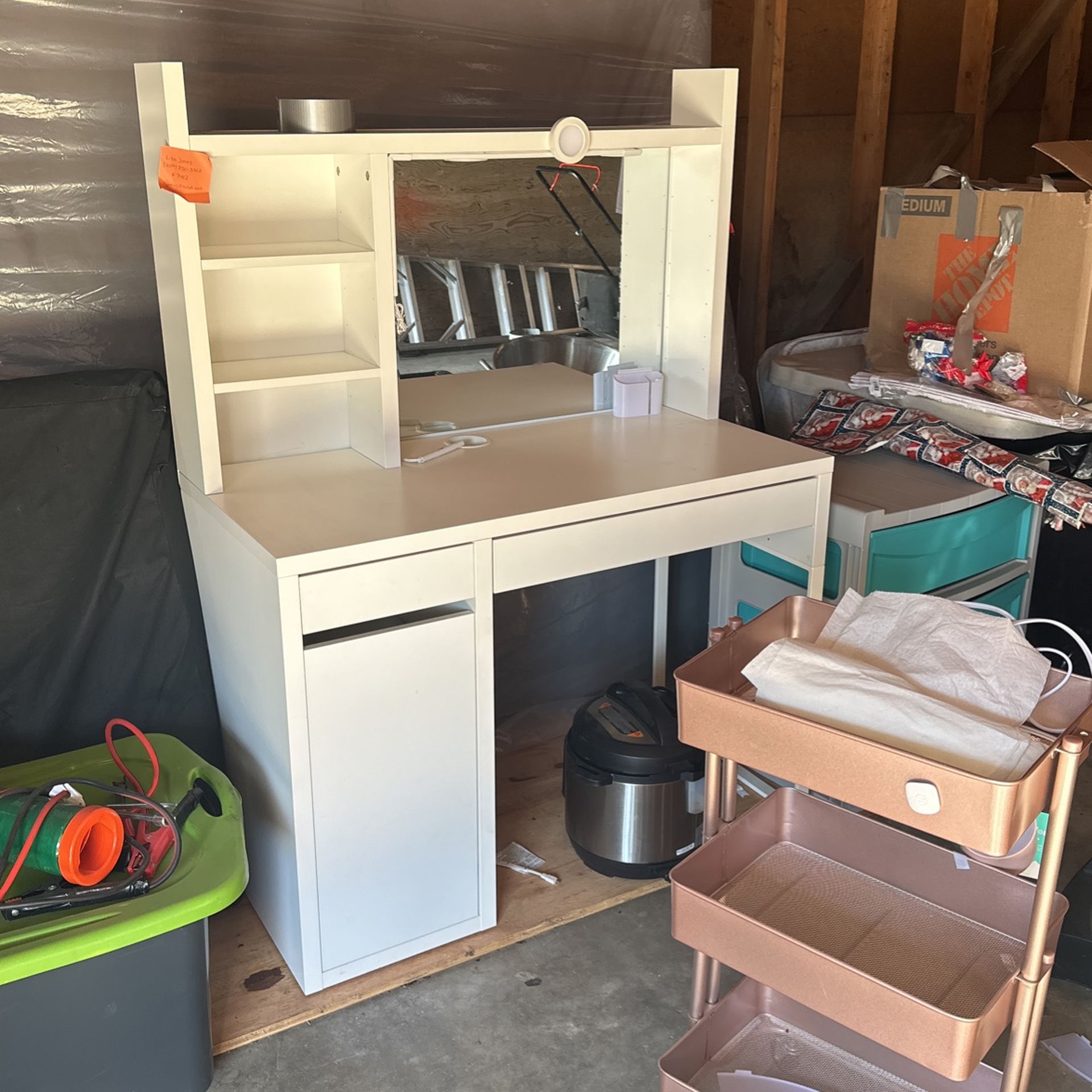 Customized Vanity /Small Desk