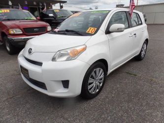 2010 Scion xD