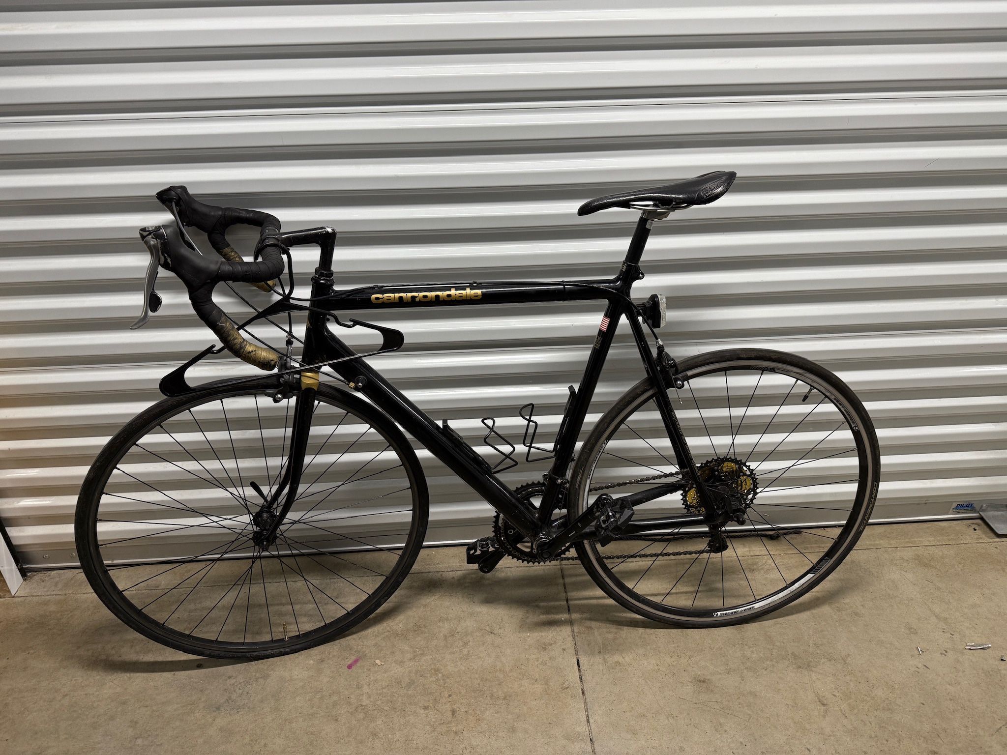 Vintage Cannondale Black Lightning road bike 8 Speed?