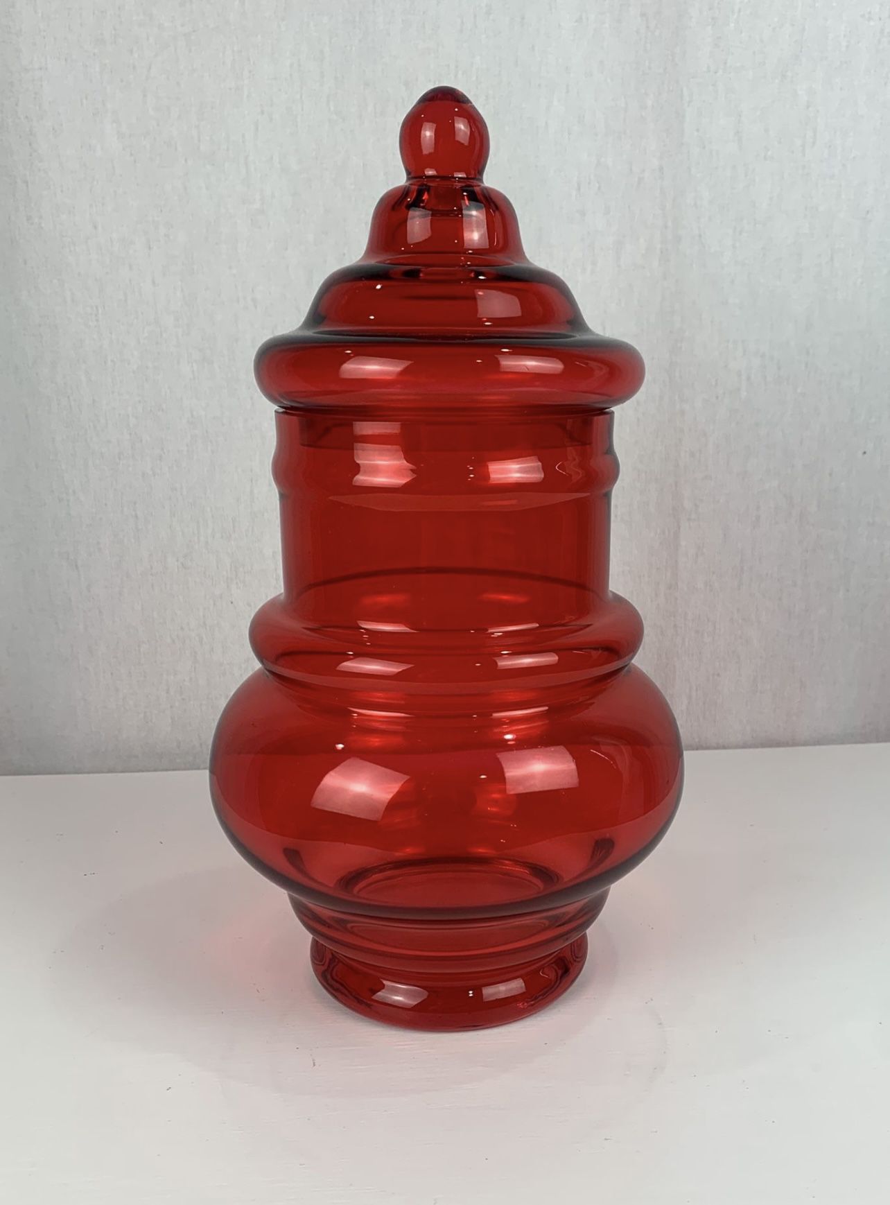 Red Glass Vase With Lid