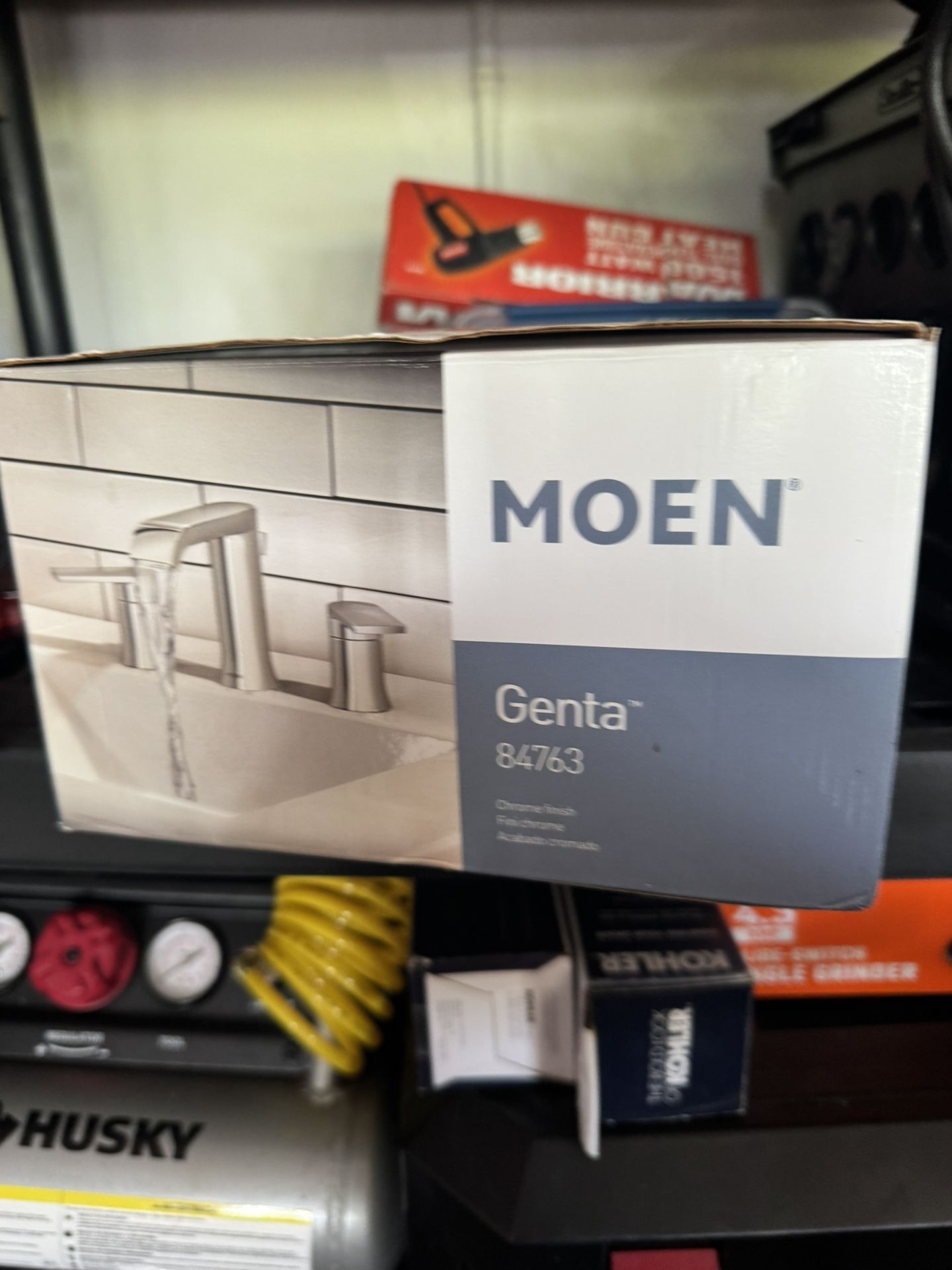 MOEN® Genta™ 84763 Chrome finish Fini chrome Acabado cromado