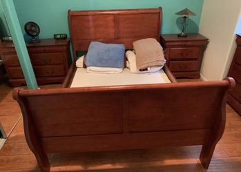 Twin Bed Frame, Headboard Footboard , Dresser , 2 Nightstand S