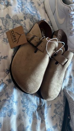 Clogs