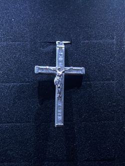 Jesus On Cross Silver Pendant 