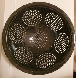Enamel Footed Speckled Colander, strainer