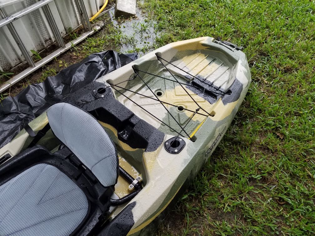Field and stream shadow caster kayak for Sale in Davie, FL OfferUp