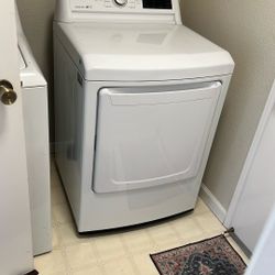 LG Digital Dryer And GE Washer XL Load