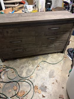 6 Drawer Dresser