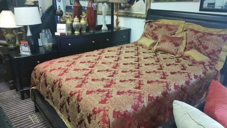 New Queen bedroom set