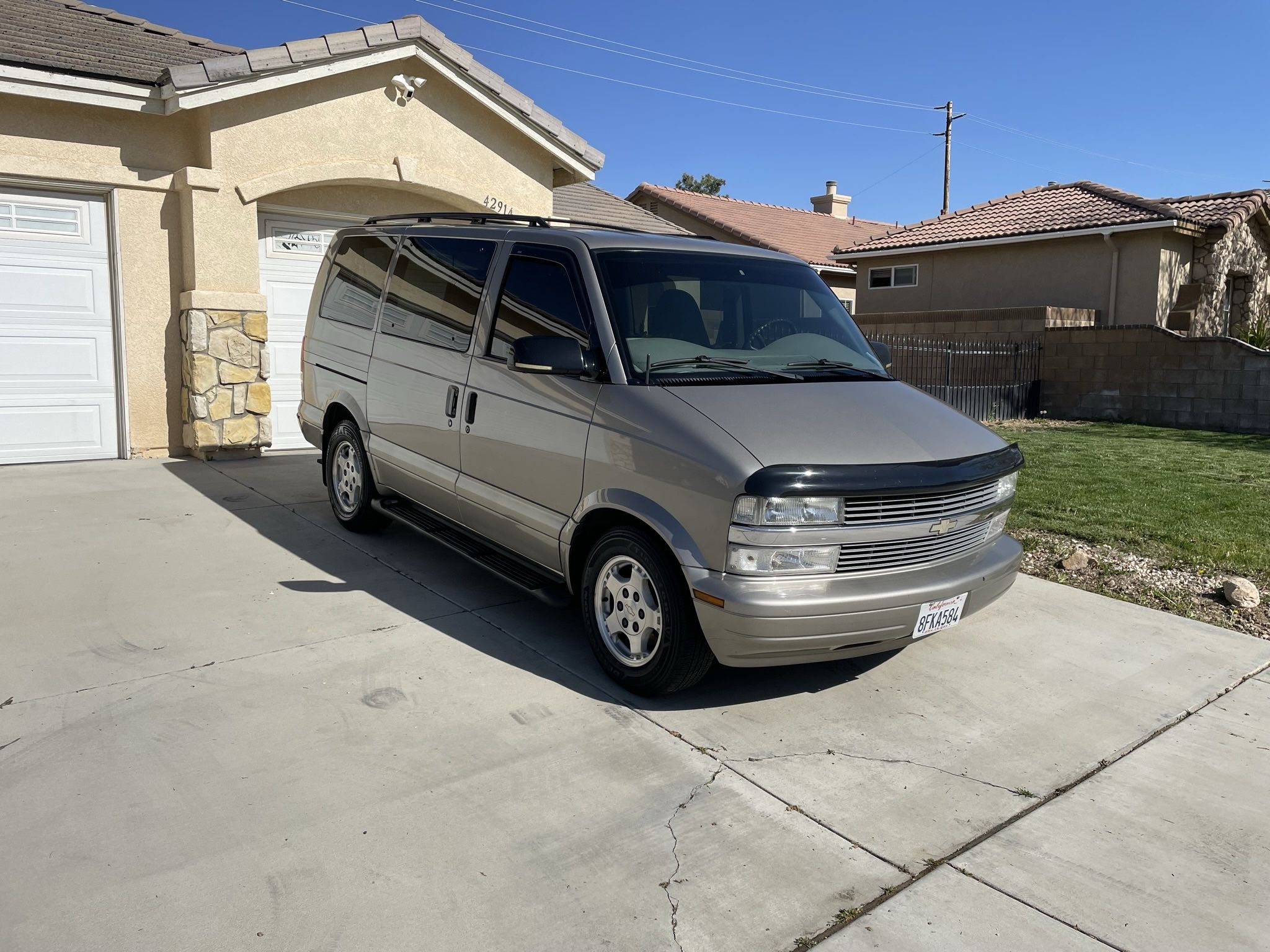 2004 Chevrolet Astro for Sale in Hollywood, CA - OfferUp