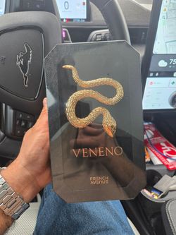 Veneno  french avenue