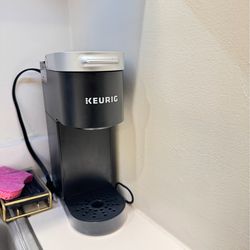 Mini keurig coffee maker