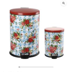 Pioneer woman Trash cans