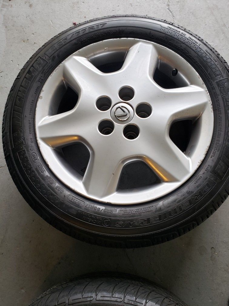 Lexus LS430 Wheels And Tires