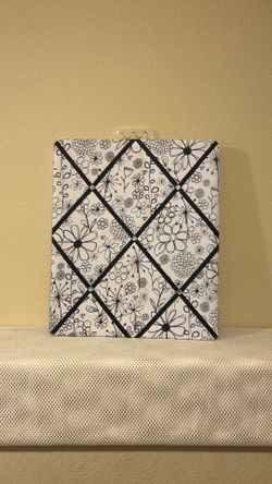 19”by 16” Fabric Memory Board Black/White Floral Diamond Cross Pattern w/ Hanger