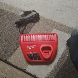 M12 Milwaukee Charger 