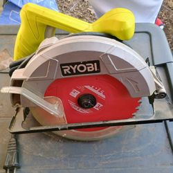 RYobi Saw 