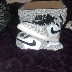 Nike Air Jordan Size 12.5 Retro 85