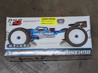 Team Associated RC8T4  Nitro Truggy Kit w/Gearbox Upgrade