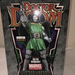 Bowen Doctor Doom Statue Sideshow Kotobukiya