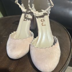 F5J Pink Heels