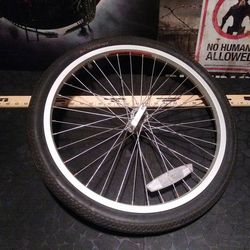 Replacement Rim Set Up For Trailer Thumbnail