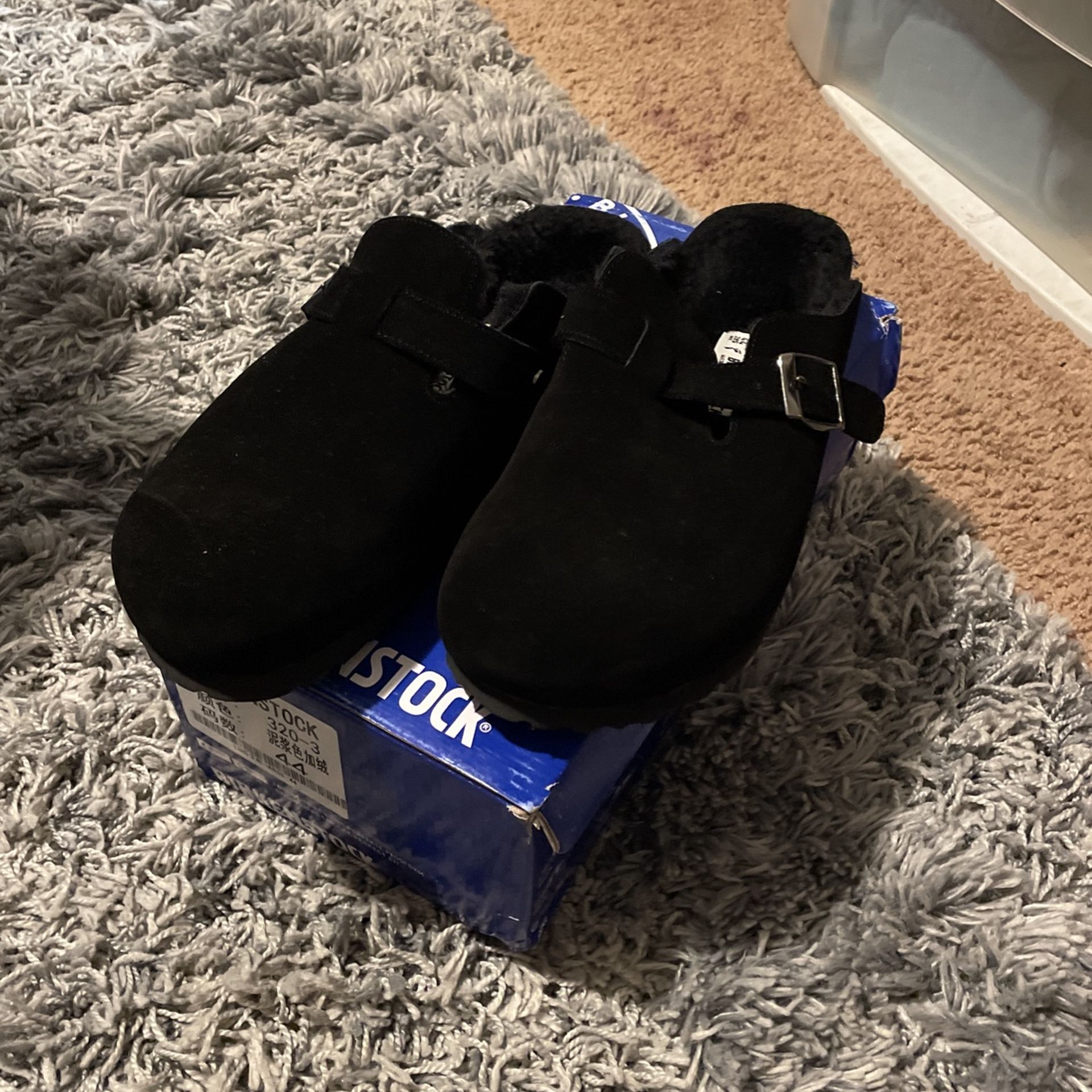 (New) Birkenstock Clogs W/Fur 