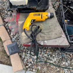 Dewalt 3/8 Vsr Drill 
