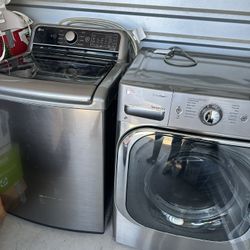LG Washer And Dryer Set