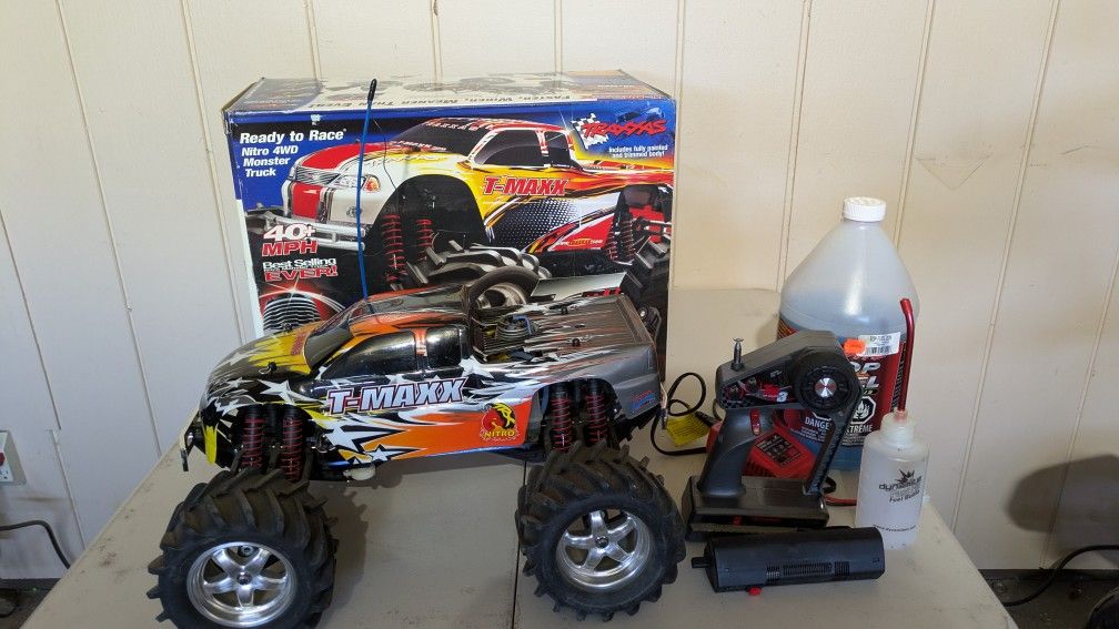 Traxxas Tmaxx Trx 2.5 Monster R.C. Nitro Truck!!!