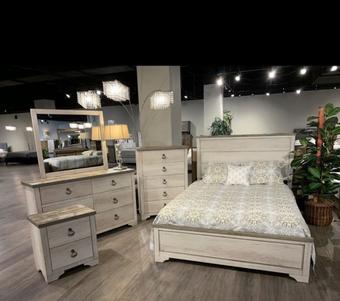 New Queen Bedroom Set