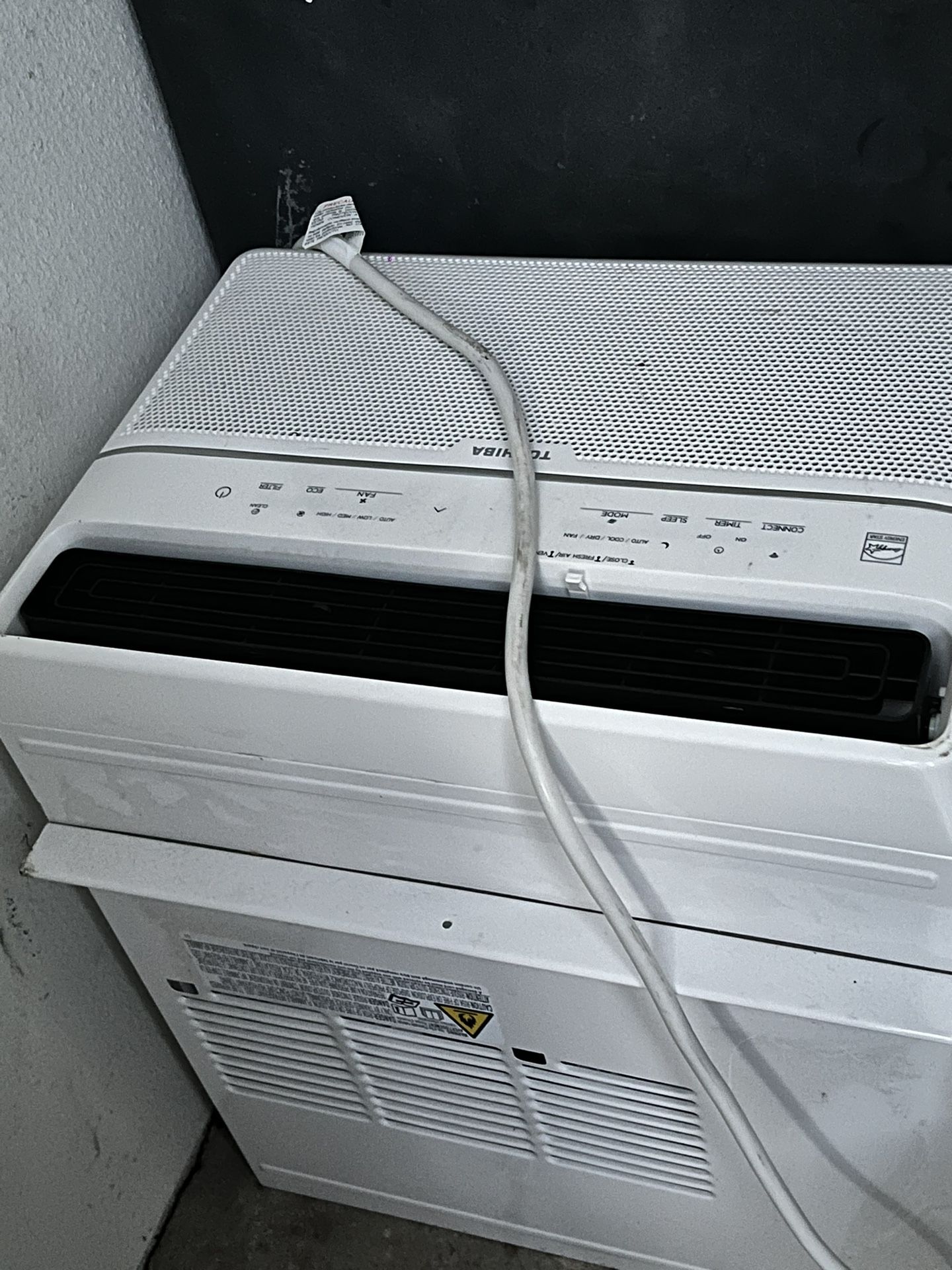 Toshiba AIR Conditioner 10000 Watts WiFi Enabled