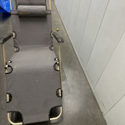 Chaise Lounge Chairs 