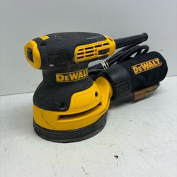 Dewalt Random Orbit Palm Sander 210948/23