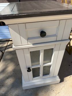 Night stand