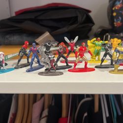 Marvel Little Figures