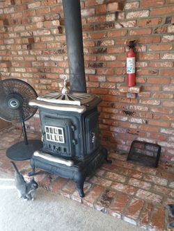 Wood burning stove