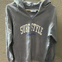 Surf Style Neck Hoodie Size S