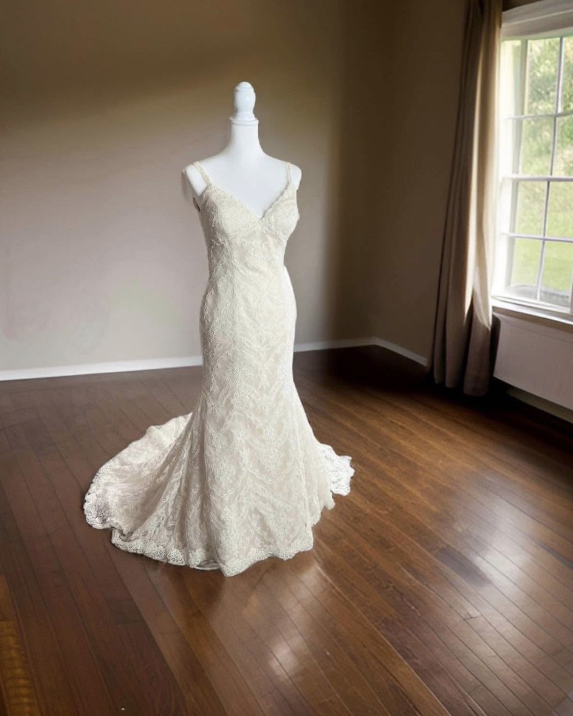 JULIAN ALEXANDER Ivory Lace Wedding Dress