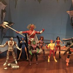 DCUC - Teen Titans + Villains - DC Universe Classics Action Figure Lot