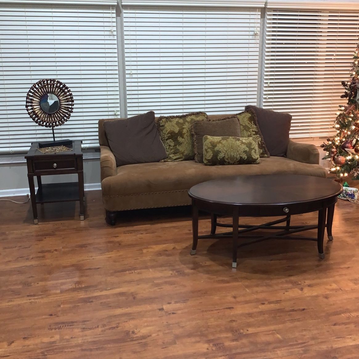 Bernhardt 7 Piece Sofa, Chairs, Table & End Tables W/ Throw Pillows