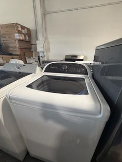 Whirlpool Cabrio Top Load Washer