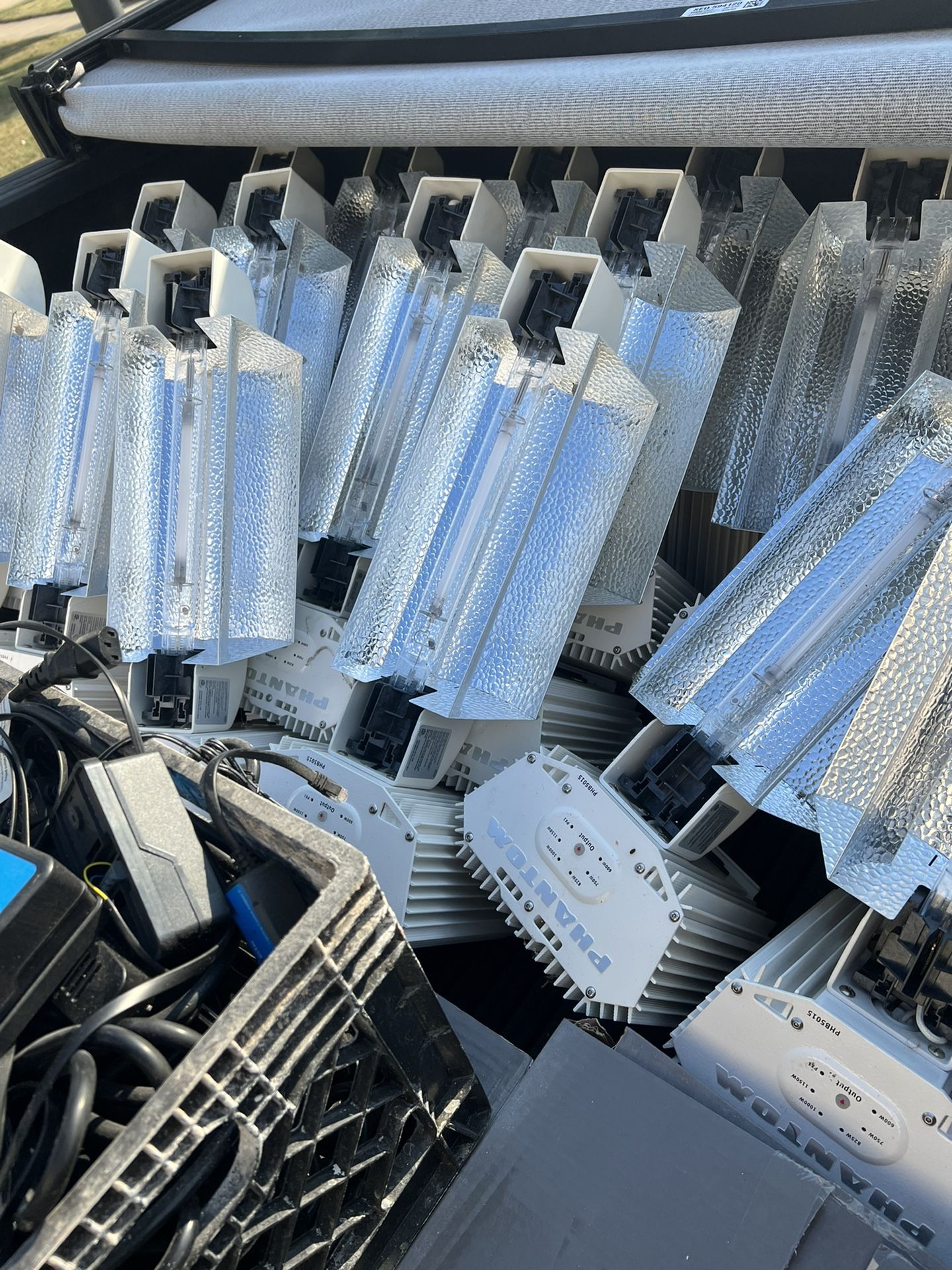 Growing equipment light pump troll master