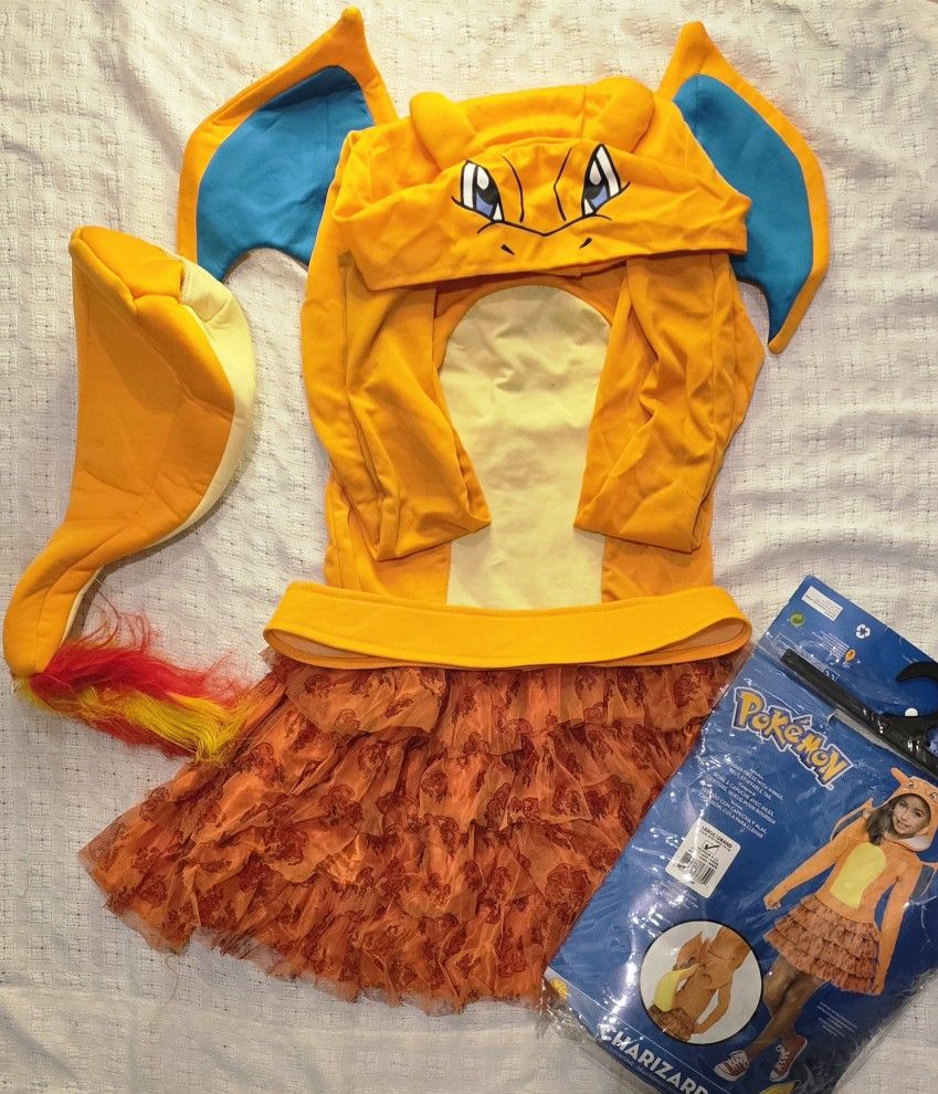 Charizard Pokémon Girl Costume Size LARGE (12-14)in Kids