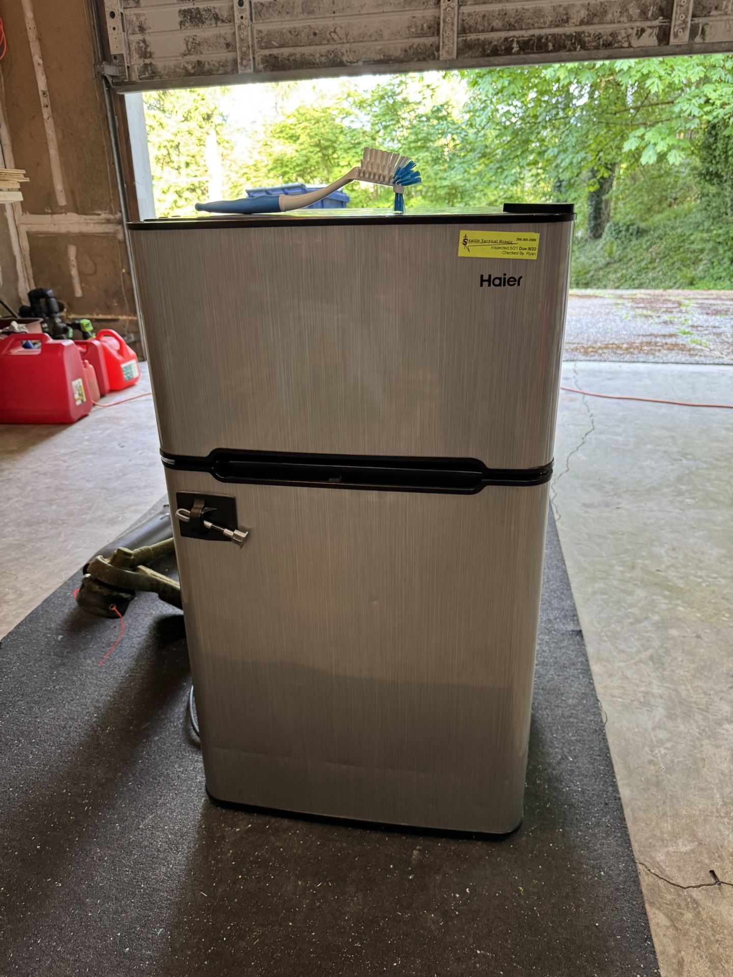 Freezer refrigerator