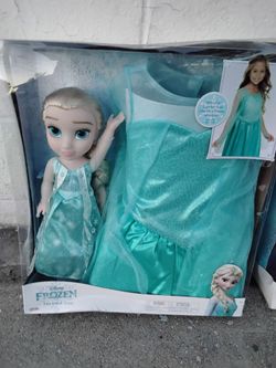 NEW Frozen Dolls