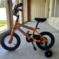 Logo Moto 12 Bicycle 